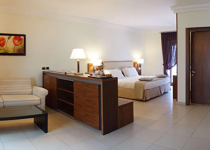 Suites & Residence Hotel