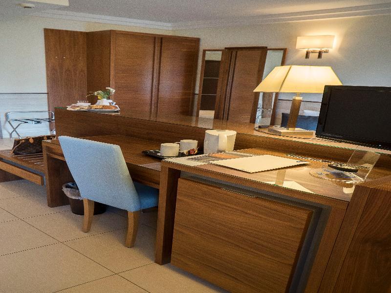 & Hotel Pozzuoli
