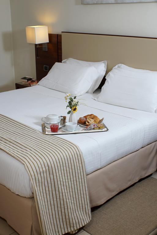 & Hotel 4*