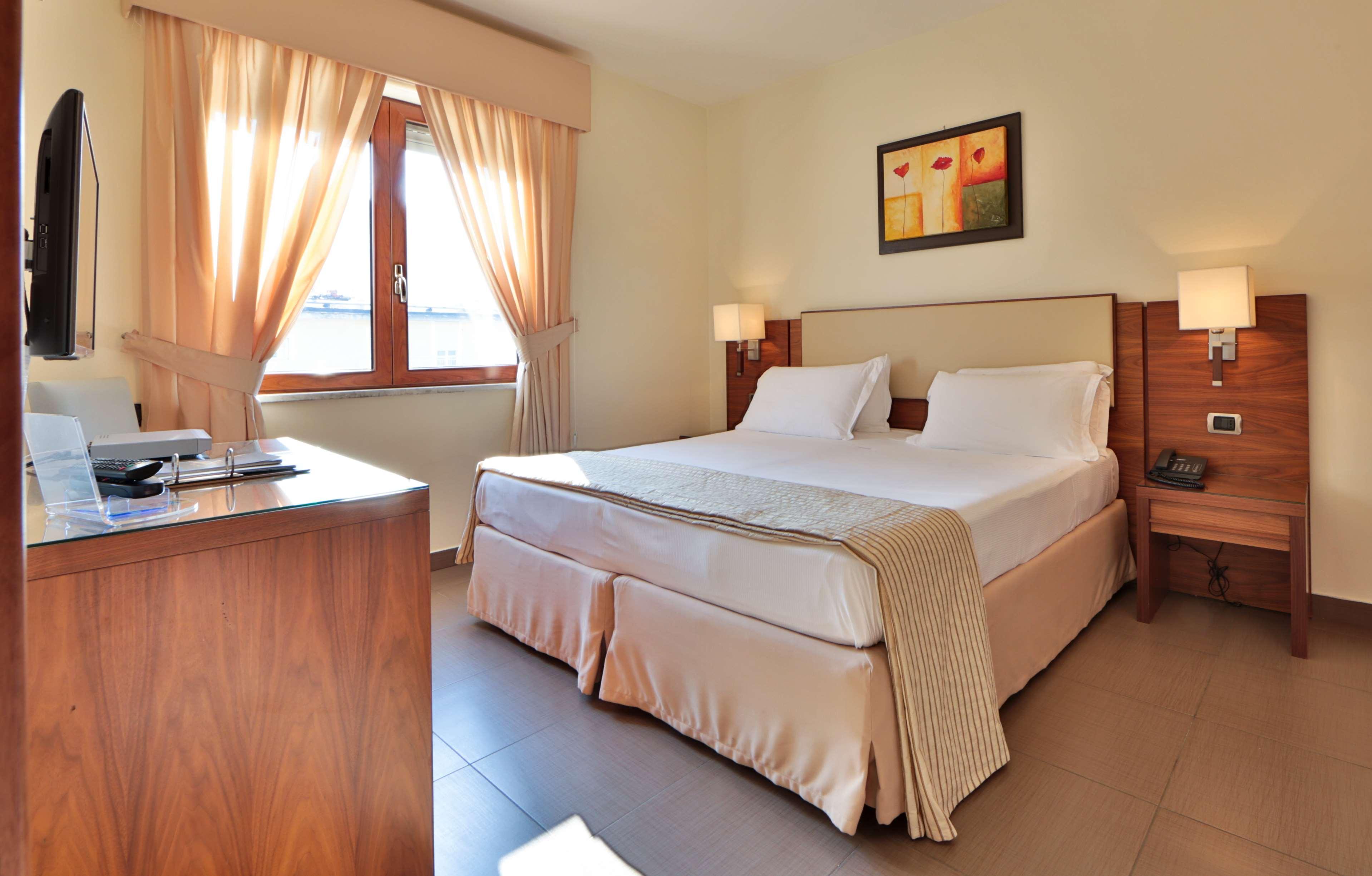 & Hotel Pozzuoli