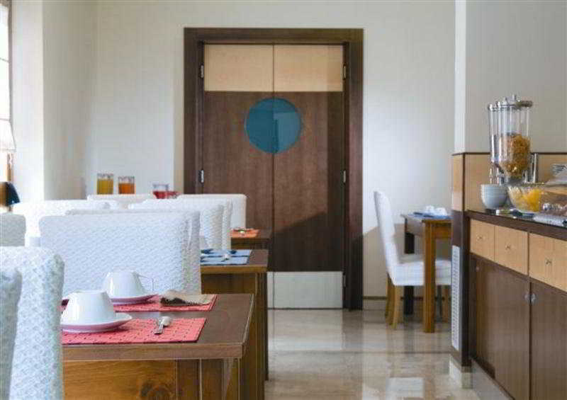 & 4* Pozzuoli
